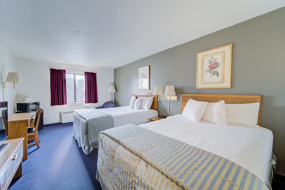 capital o amerihost inn and suites fulton hwy 54 mo