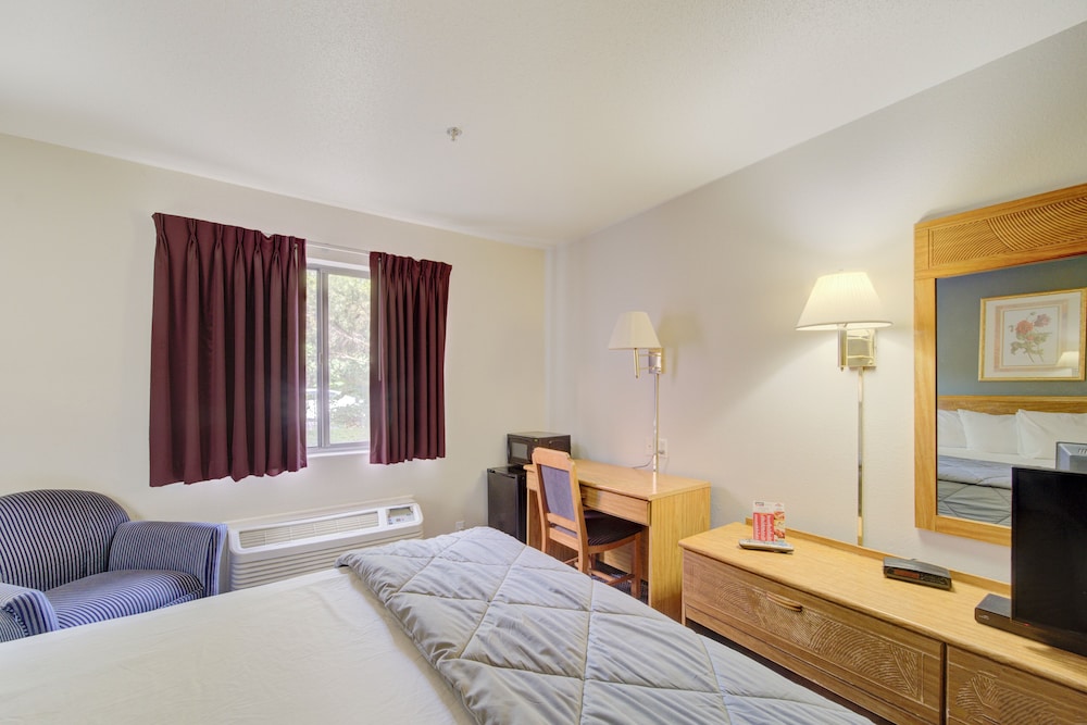 capital o amerihost inn and suites fulton hwy 54 mo