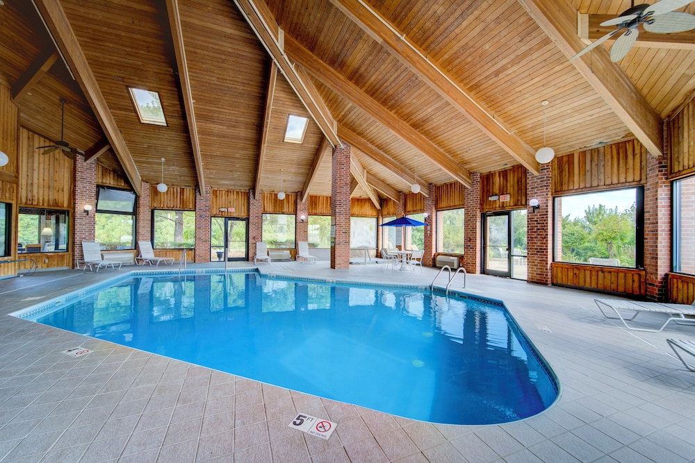 capital o amerihost inn and suites fulton hwy 54 mo