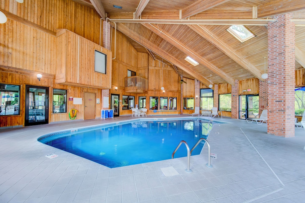 capital o amerihost inn and suites fulton hwy 54 mo