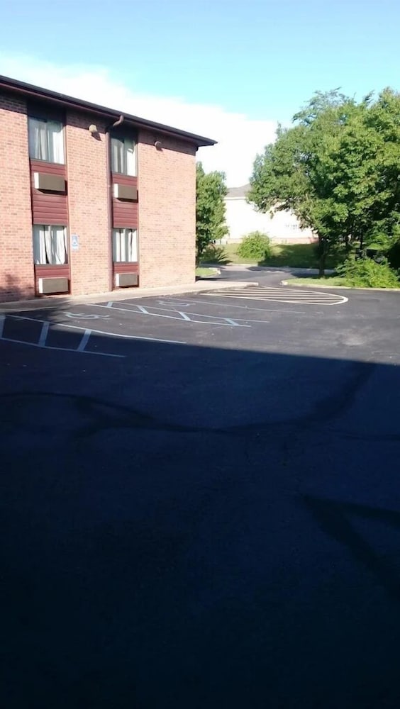 capital o amerihost inn and suites fulton hwy 54 mo