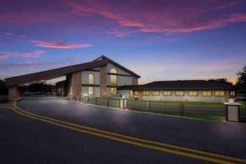 best western indian oak
