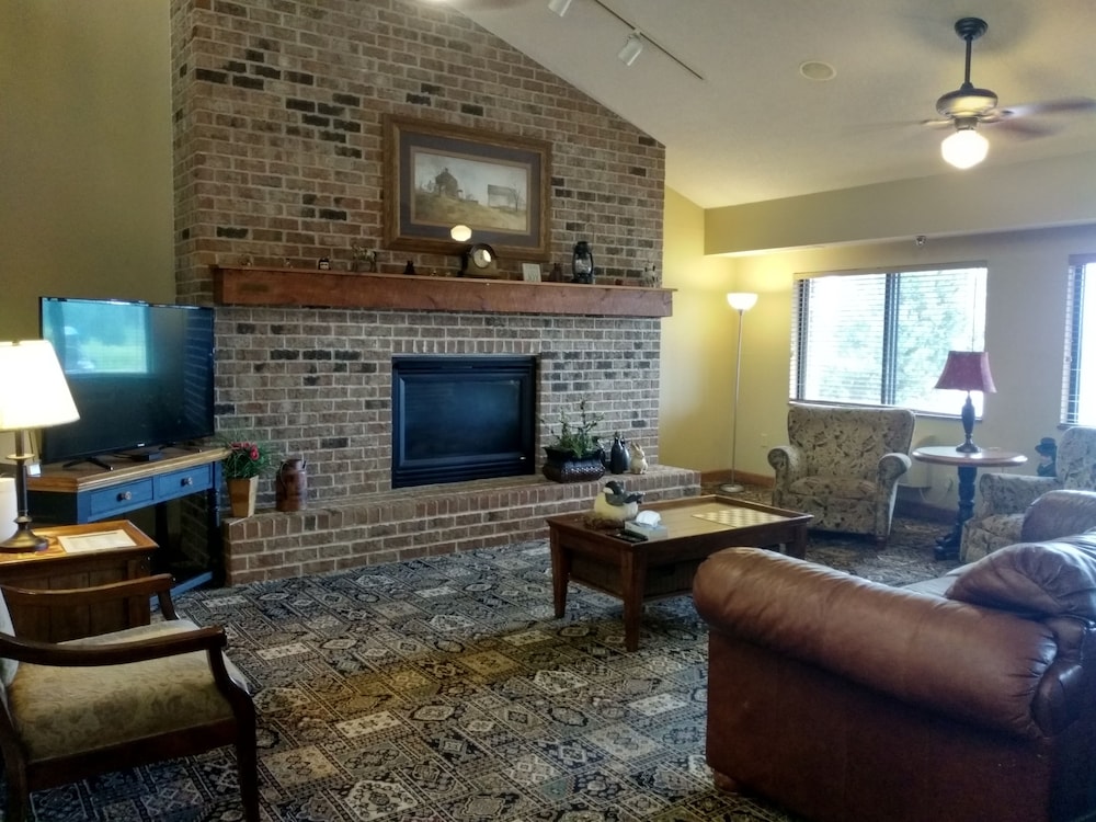 madelia hotel and suites