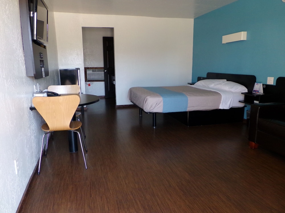 motel 6 missoula mt university