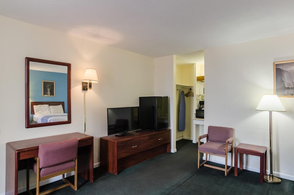 alamo inn and suites
