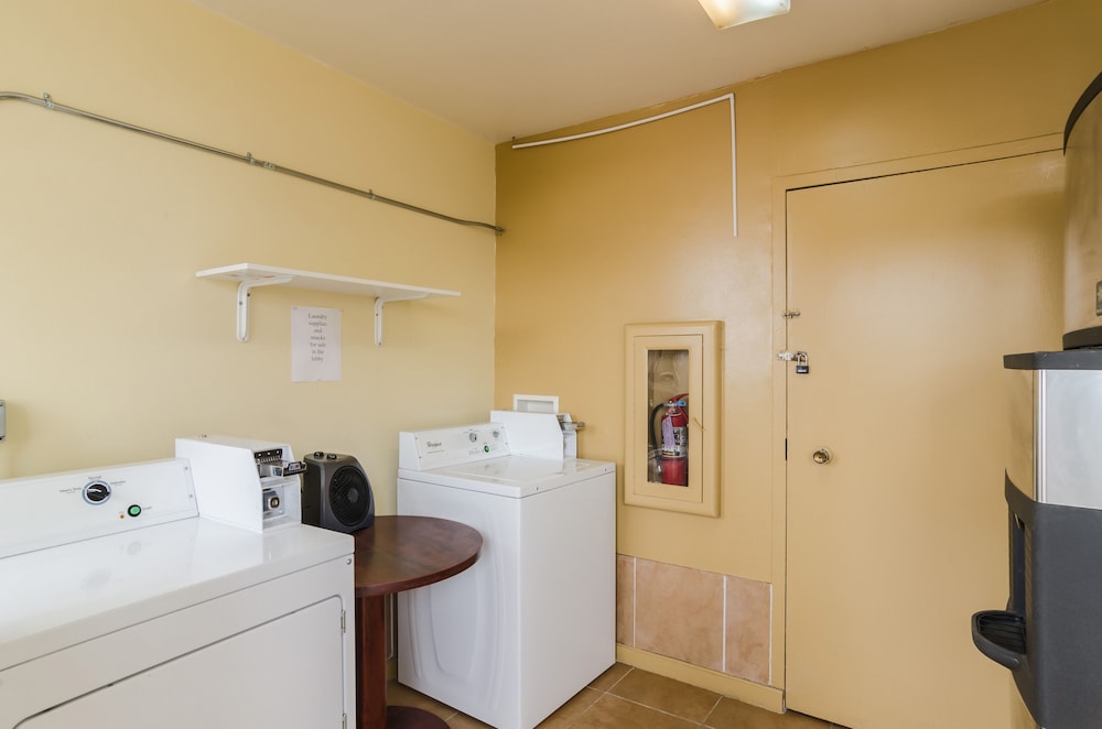 alamo inn and suites