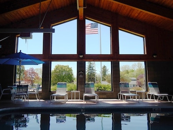 Americinn By Wyndham Sturgeon Bay,Near Door County Maritime Museum,3 star