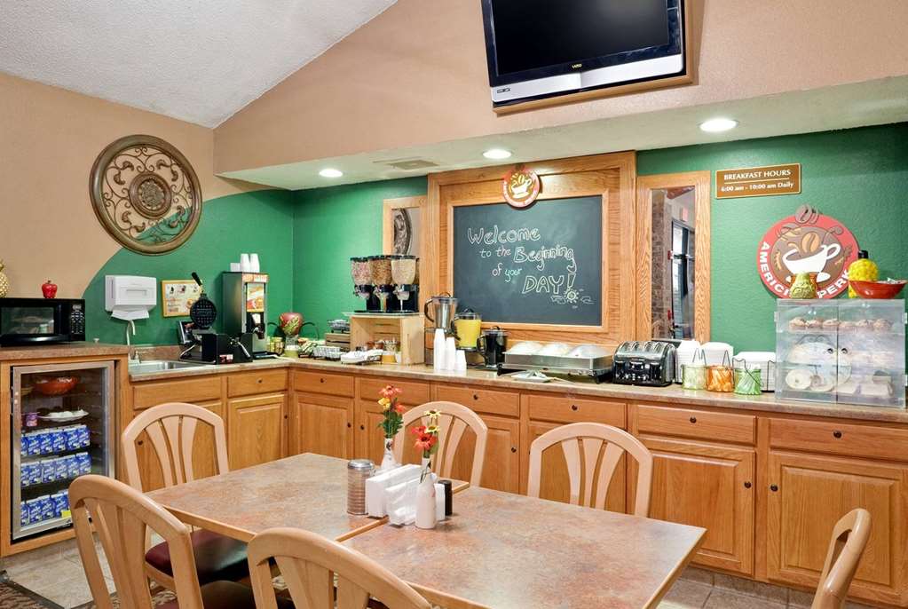 americinn by wyndham west burlington