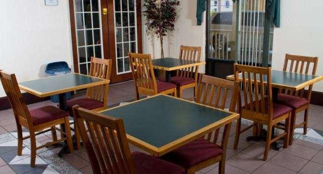 Country Hearth Inn & Suites Union City Atlanta,Fairburn>>Atlanta,2 star