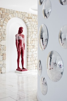 Kouros Hotel & Suites,,5 star