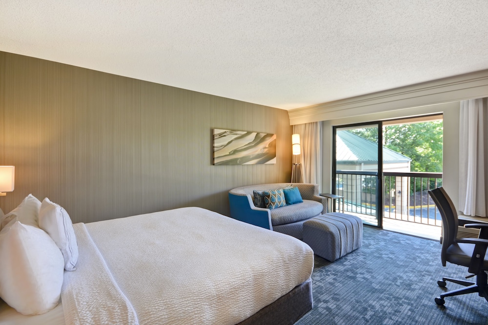 courtyard by marriott springfield