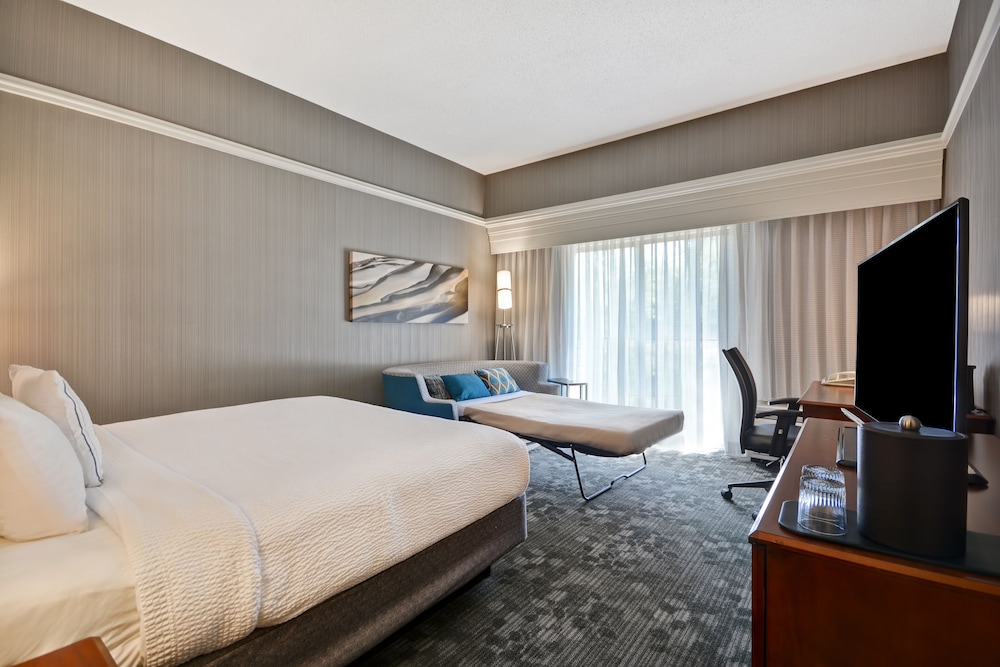 courtyard by marriott springfield
