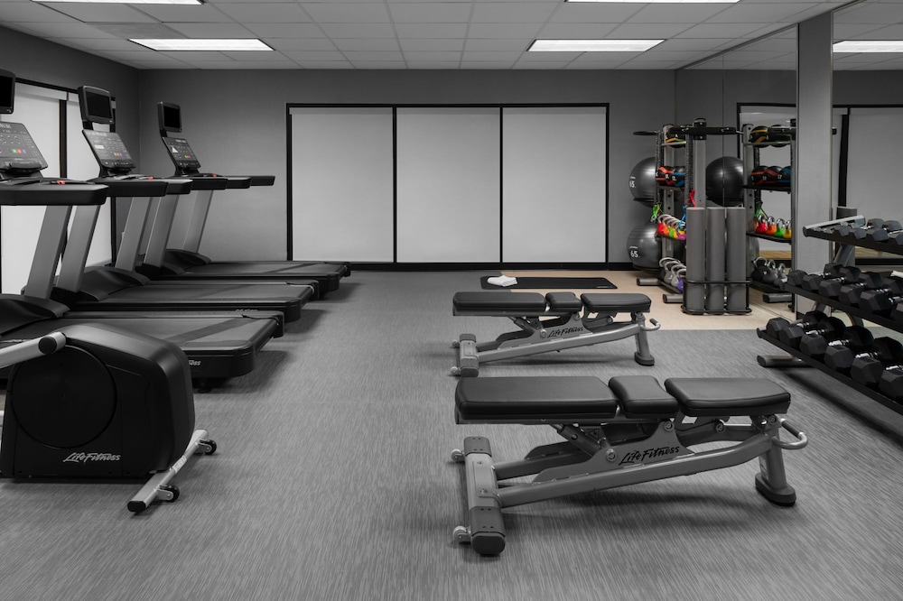 courtyard by marriott springfield