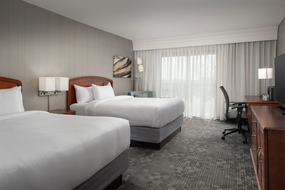 courtyard by marriott springfield