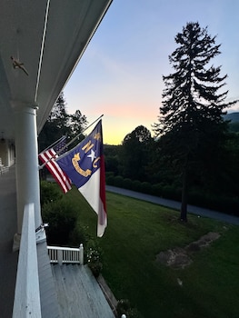 balsam mountain inn