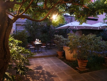 sina palazzo santangelo