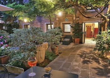 sina palazzo santangelo