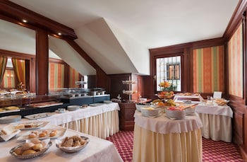 sina palazzo santangelo