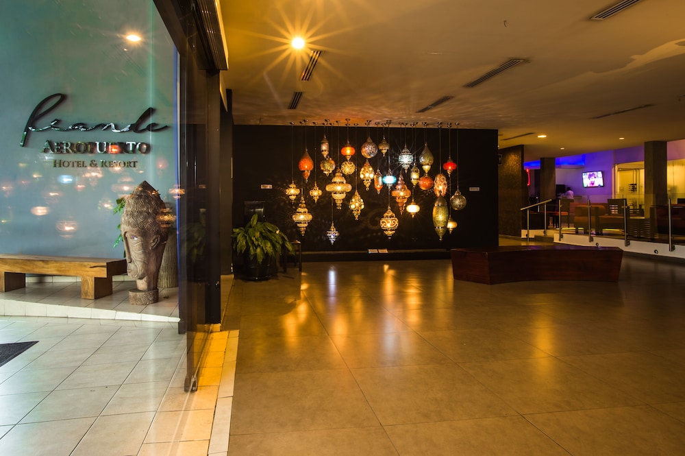 riande aeropuerto hotel and casino