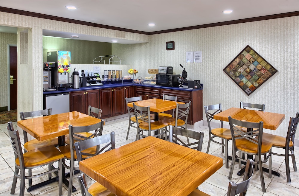 country hearth inn knightdale raleigh