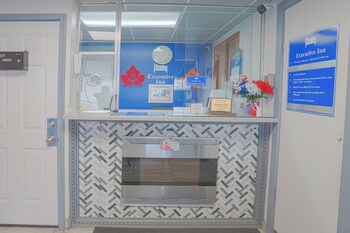 executive inn by belvilla owatonna hwy 35