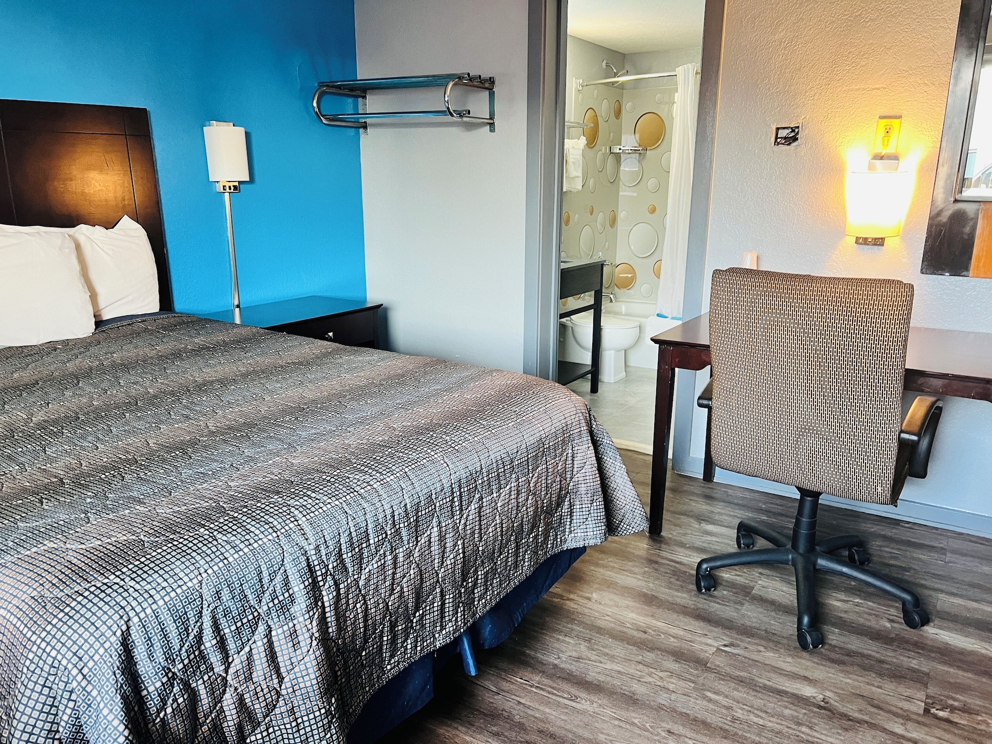 executive inn by belvilla owatonna hwy 35