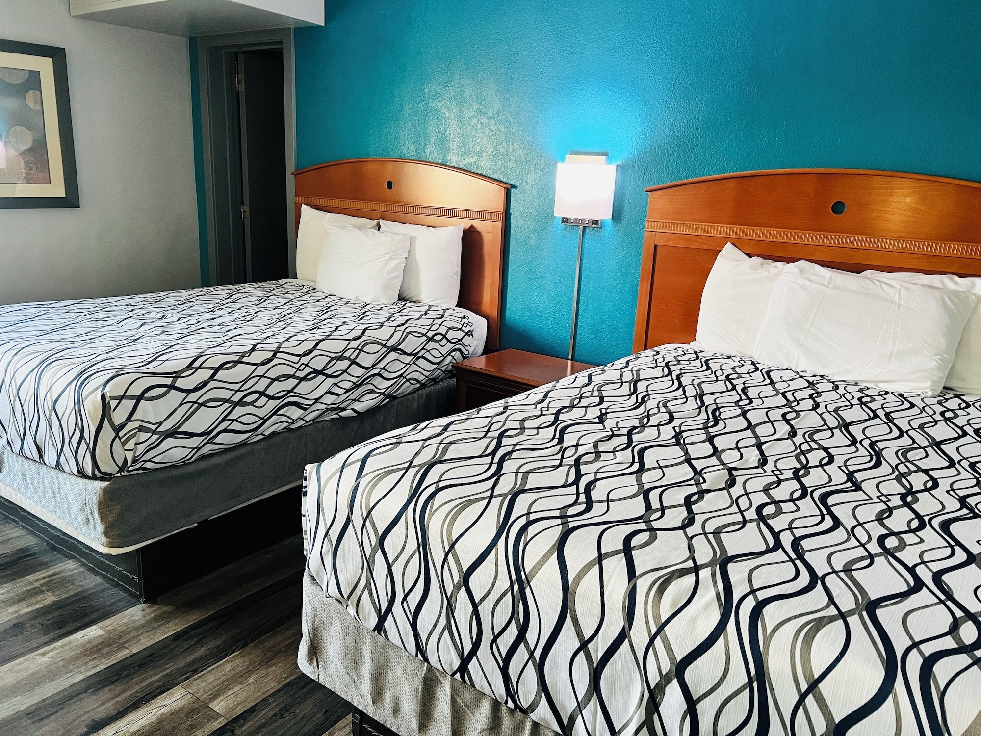 executive inn by belvilla owatonna hwy 35