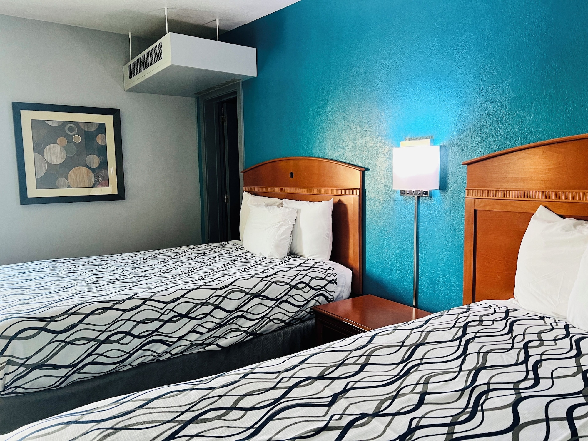 executive inn by belvilla owatonna hwy 35