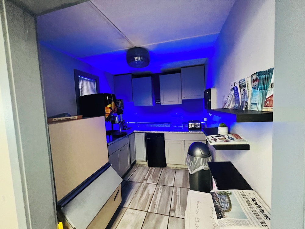 executive inn by belvilla owatonna hwy 35