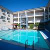 brookhurst plaza inn