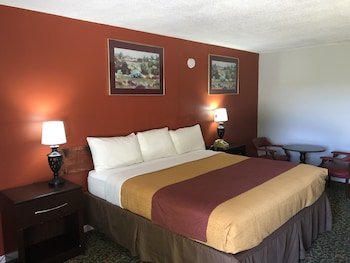 budget host inn greenup