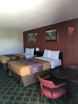 budget host inn greenup