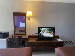 budget host inn greenup