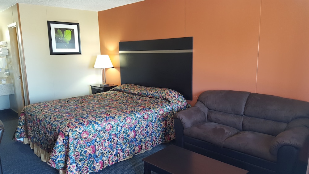 carefree inn flatonia