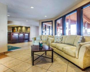 Quality Inn & Suites,Kimberly>>Appleton,2.5 star