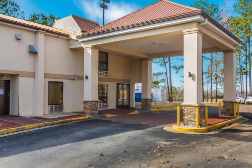 Motel 6 Suwanee, Ga - Gwinnett Center,Suwanee>>Fulton County,2 star