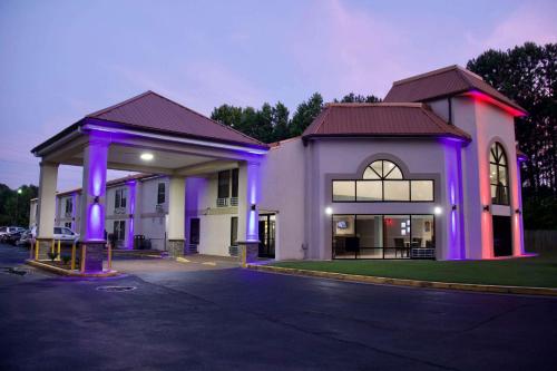 Motel 6 Suwanee, Ga - Gwinnett Center,Suwanee>>Fulton County,2 star