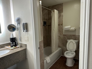 palace inn i 45 and bellfort