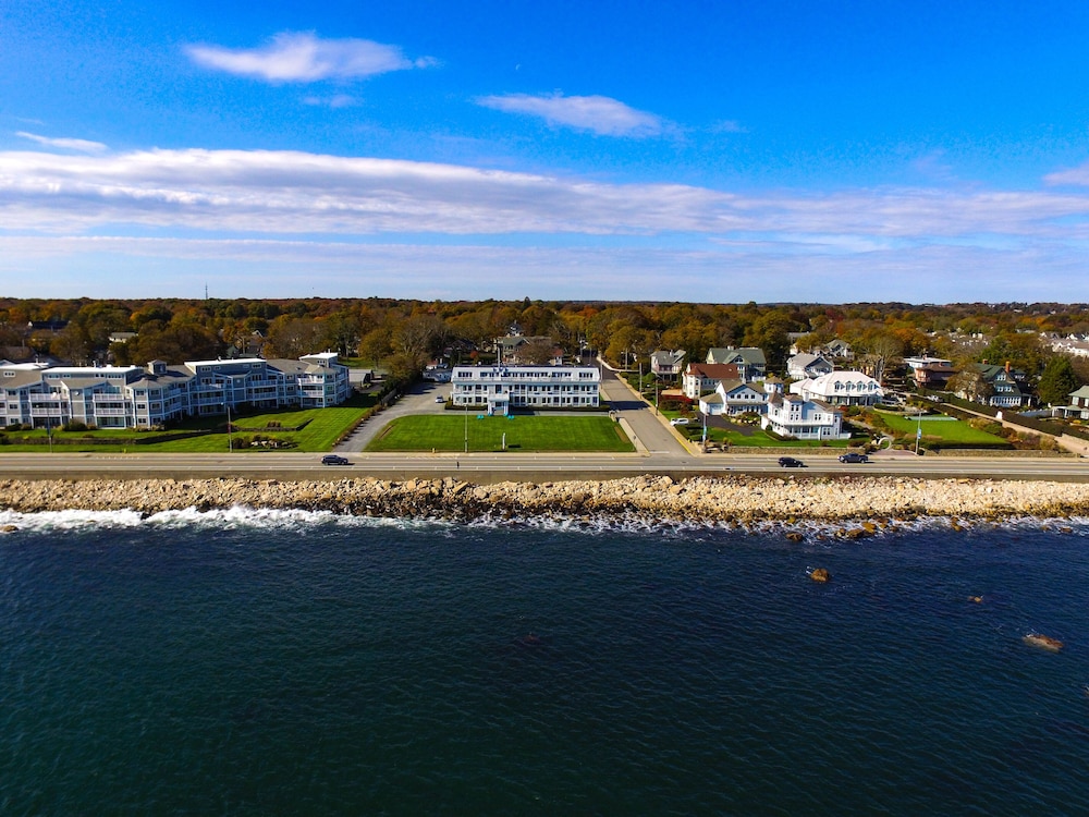 Atlantic House,Narragansett Pier>>Narragansett,3 star