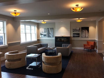 belfast harbor inn