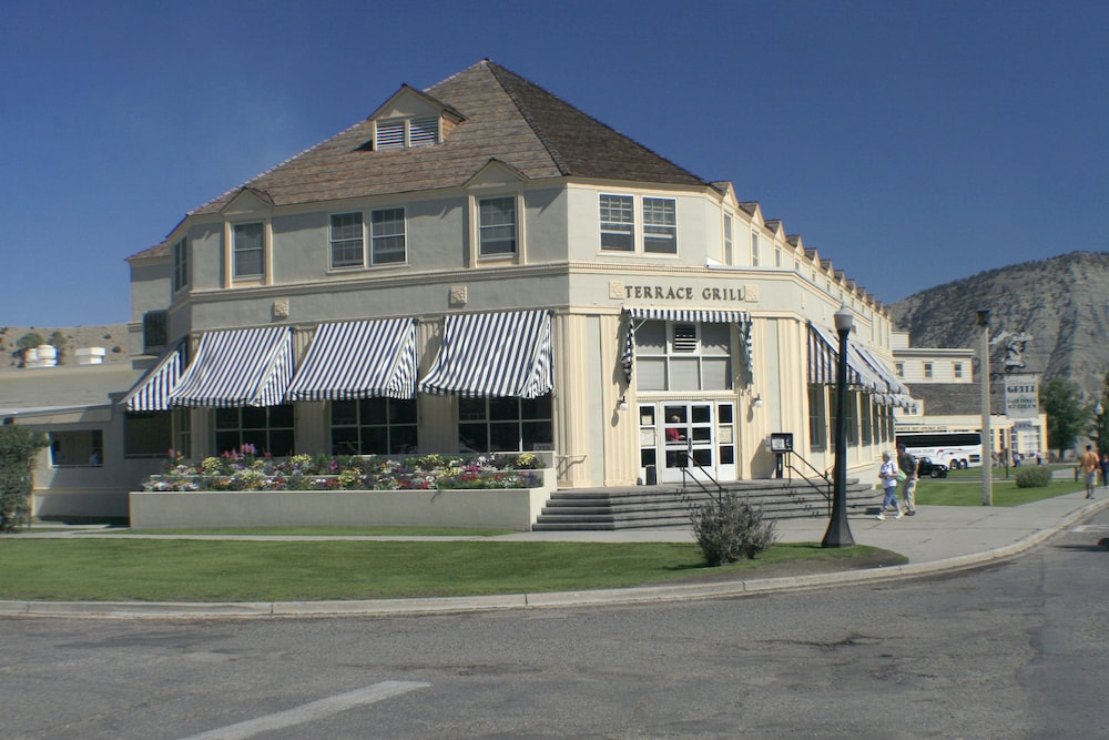 yellowstone national park