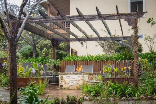 vendange carmel inn and suites