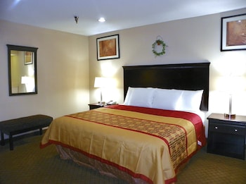 royalton inn and suites