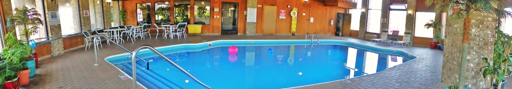 royalton inn and suites