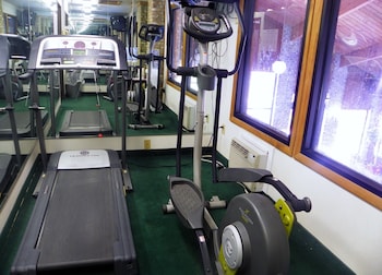 royalton inn and suites