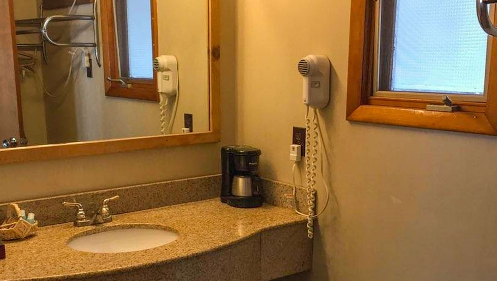 adirondack lodge old forge