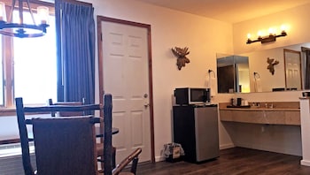 adirondack lodge old forge