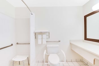 Baymont By Wyndham Midland Airport,Texas>>Midland,3 star