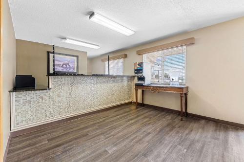 rodeway inn rapid city