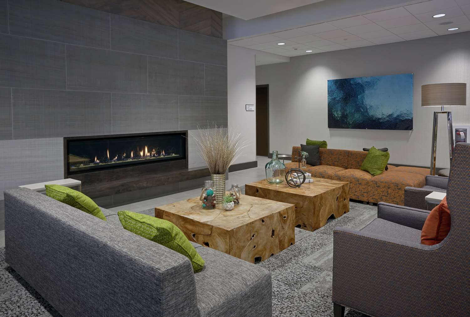 hilton garden inn corning downtown